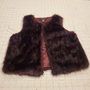 Olivia & Grace‎ Shaggy Faux Fur Vest Sz. M Burgundy Western Lined Boho Soft